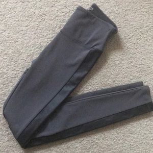 NWOT Spanx Assets leggings size S